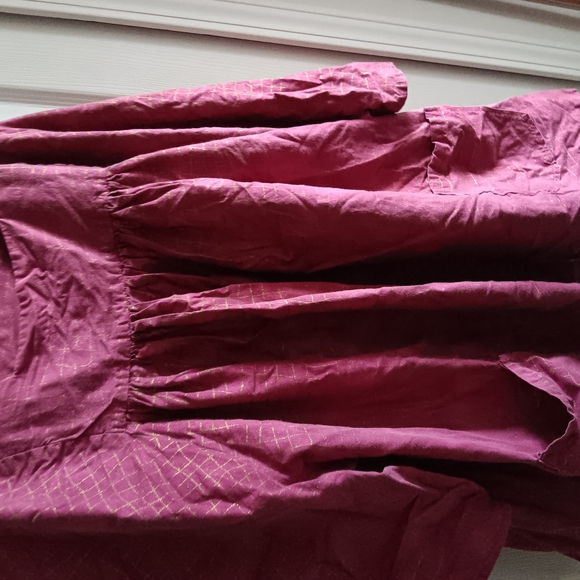 Burgundy Blouse with Subtle Pattern - Picture 2 of 2